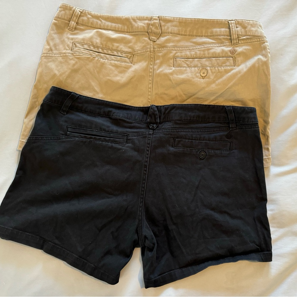 Volcom women’s shorts